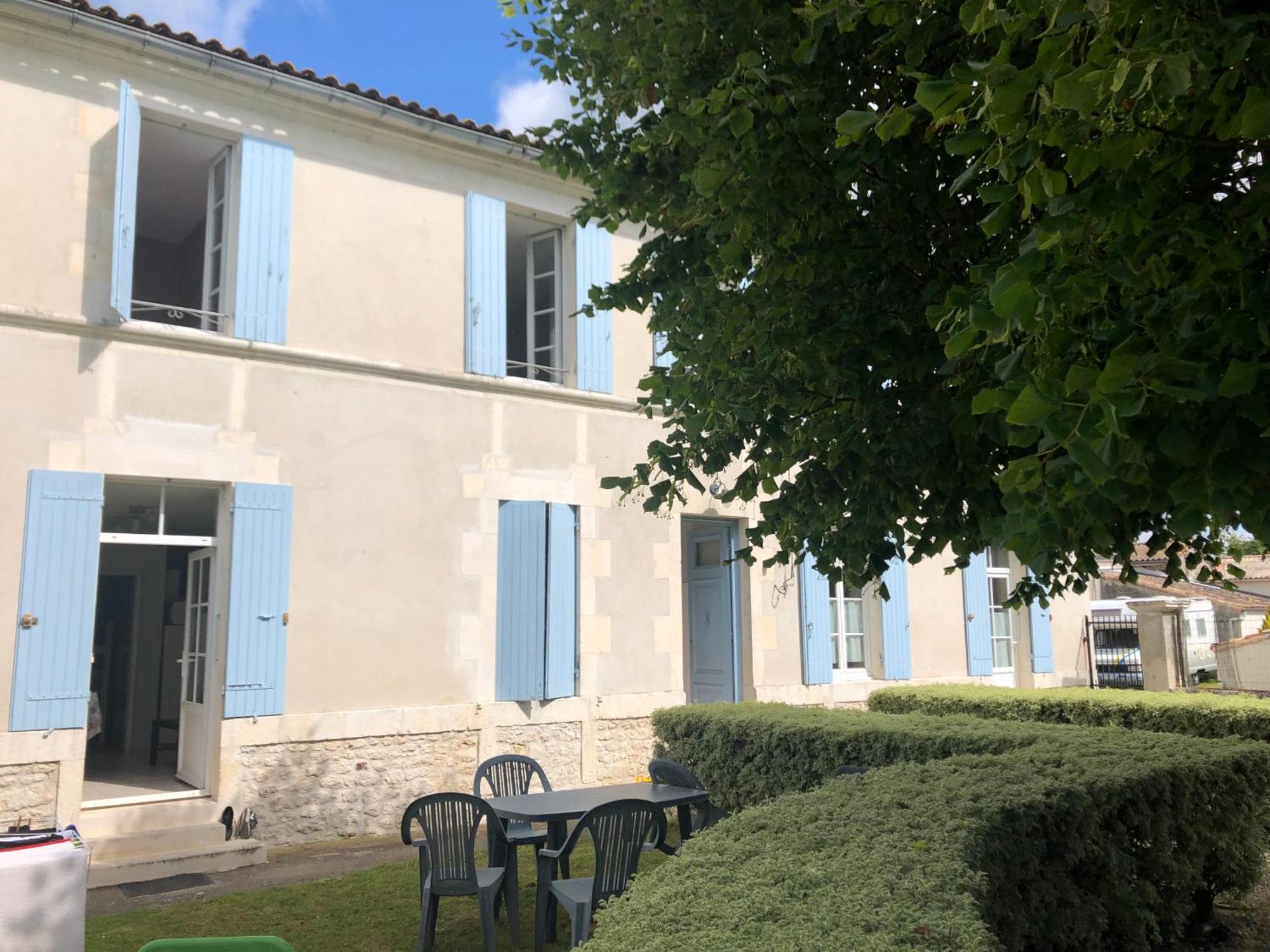 Gasthaus Le Domaine Des Aguins Saujon Exterior foto